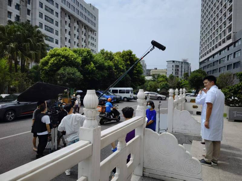 驿城区广告片拍摄公司低成本实现高规格制作的诀窍